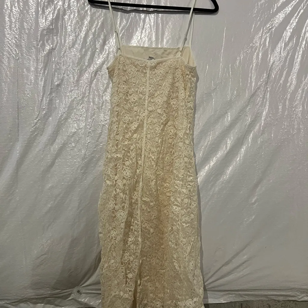 Kimchi Blue Cream Liliana Lace Midi Dress Size Medium $89 - Image 4