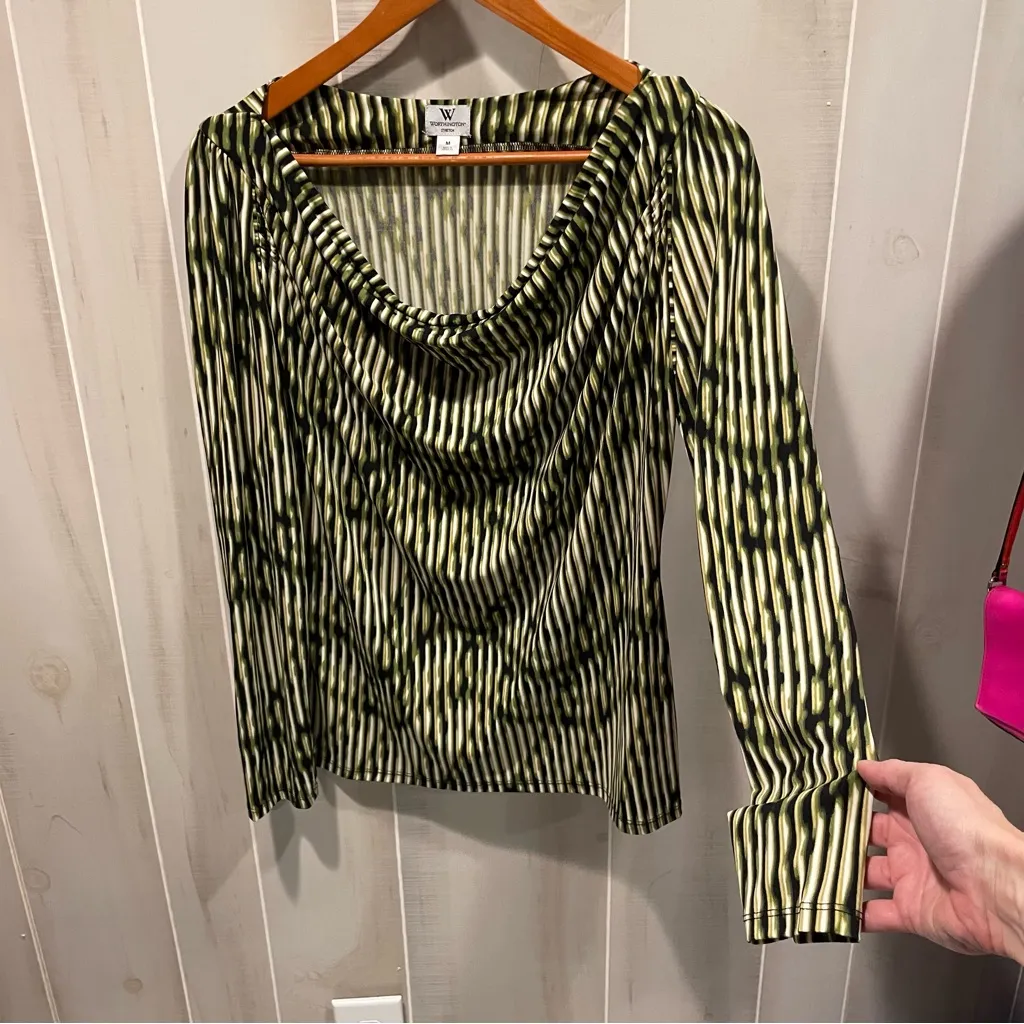 Slinky olive snake cowl neck stretchy top Worthington geometric flowy Y2K - Image 6