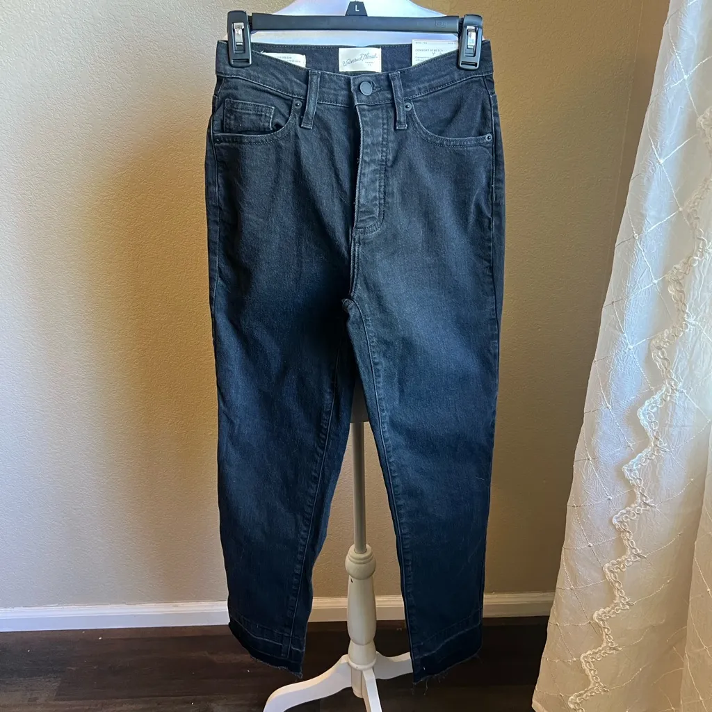 Universal Threads UNIVERSAL THREAD black high rise 90s slim raw hem jeans | 0 - Image 2