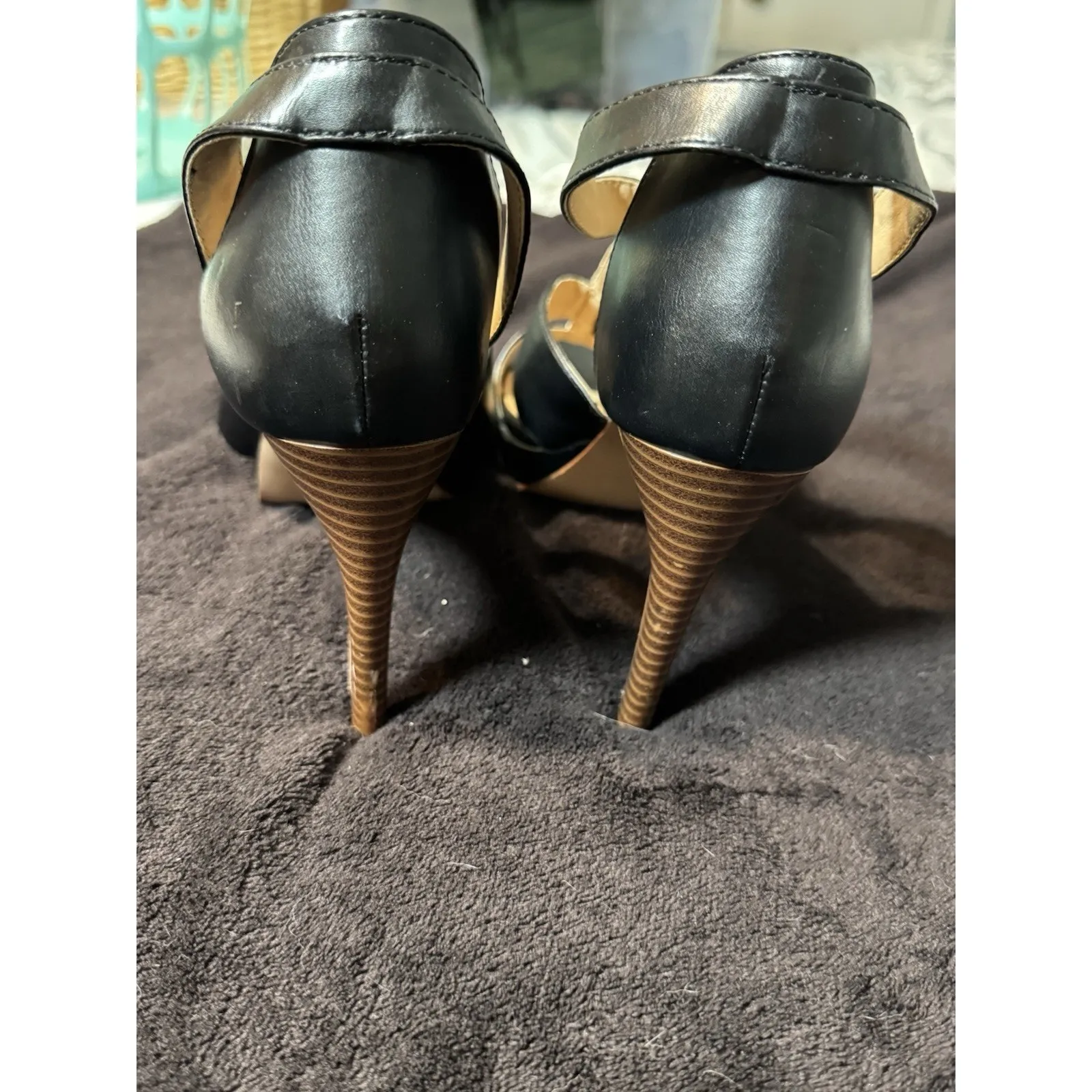 XOXO Women's Black Zip Up Open Toed Heels, 8.5 - Image 2