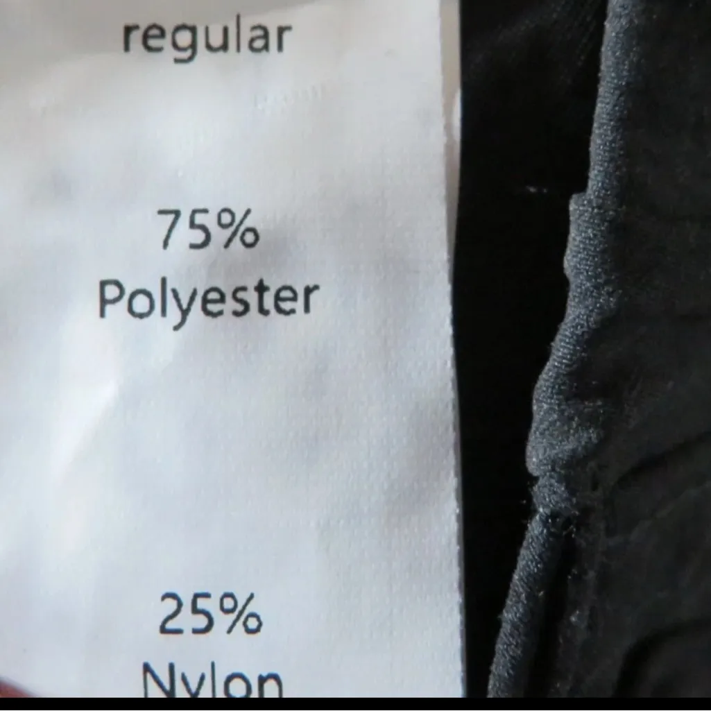 NWT Halara dark gray/black side leg suede feel pant with side buckles. Size M - Image 10