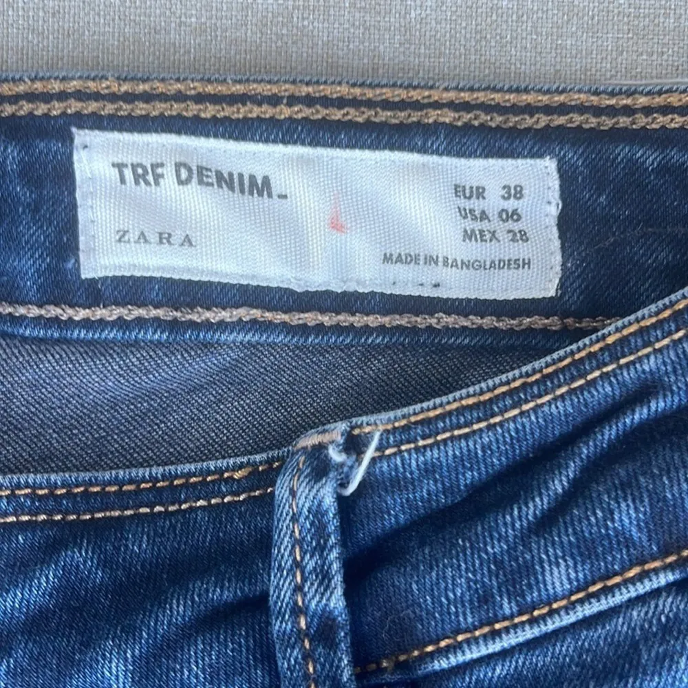 Zara TRF Denim dark wash skinny jeans size 6 waist 28 - Image 3