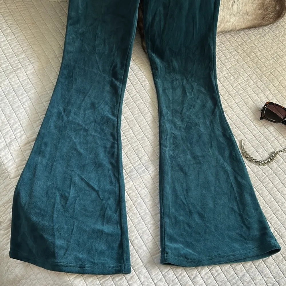 Charlotte Russe Y2k Green velour pull on track High rise bell bottom pants S​​ - Image 2