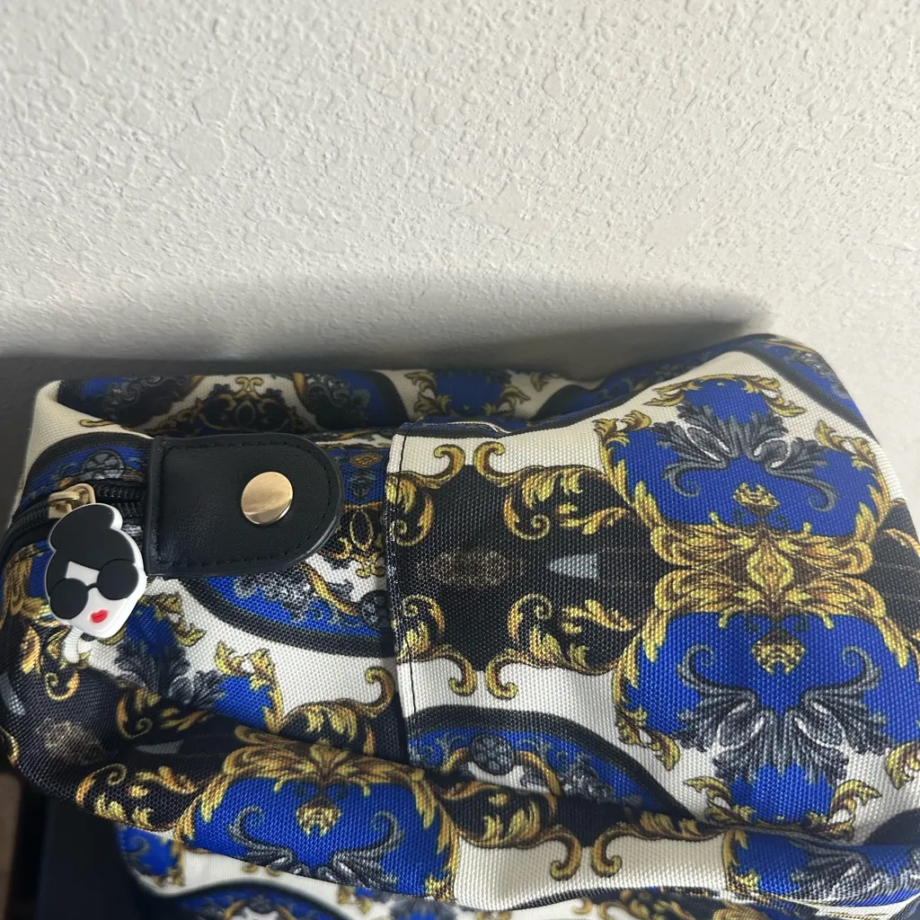 Alice + Olivia by Stacey Bendet Regal Romance duffel bag - Image 4