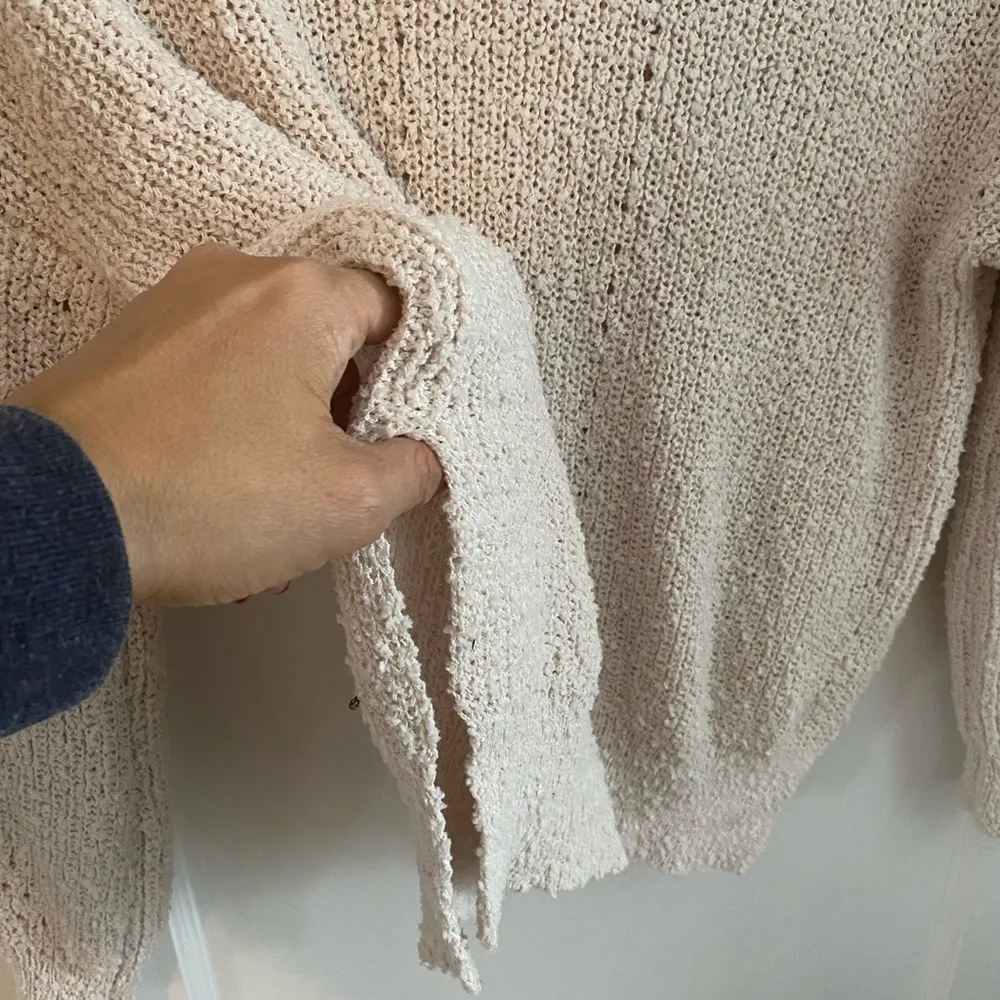 Ivory V-Neck Sweater - Size Small - Image 4