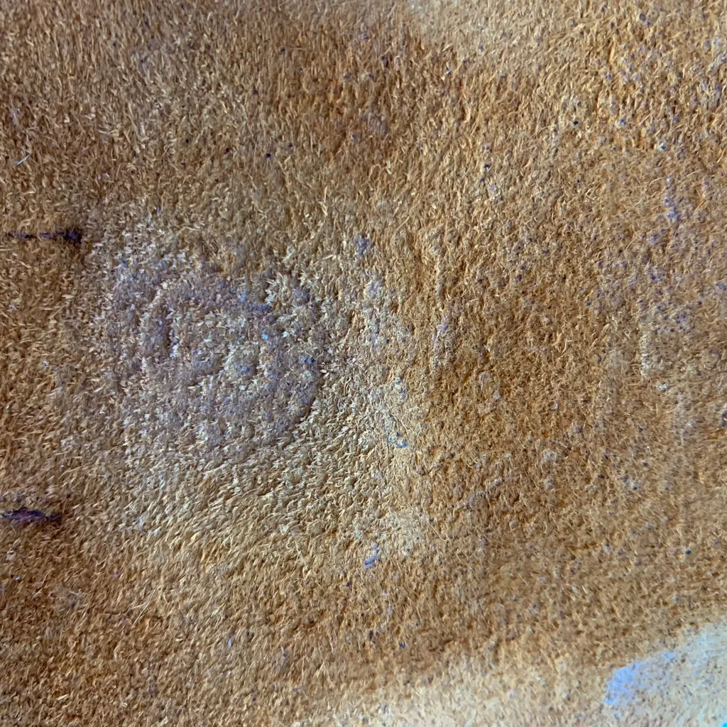 Leatherock brand. Vintage in amazing condition. Measurements: 5” W by 6” L. Brown - Image 6