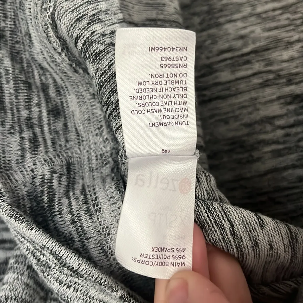 Z by Zella Mockneck‎ Cropped Sweater Gray Size XS Tall - Image 6