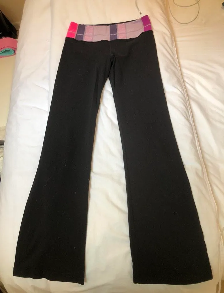 Lululemon Bootcut Leggings - Image 4