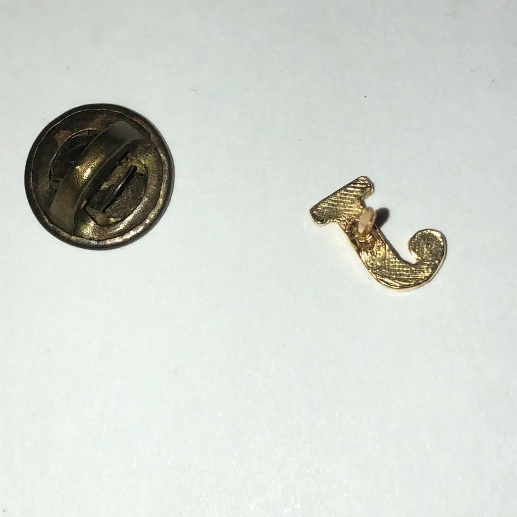 Gold Tone Vintage Dainty Initial J Pin - Image 3
