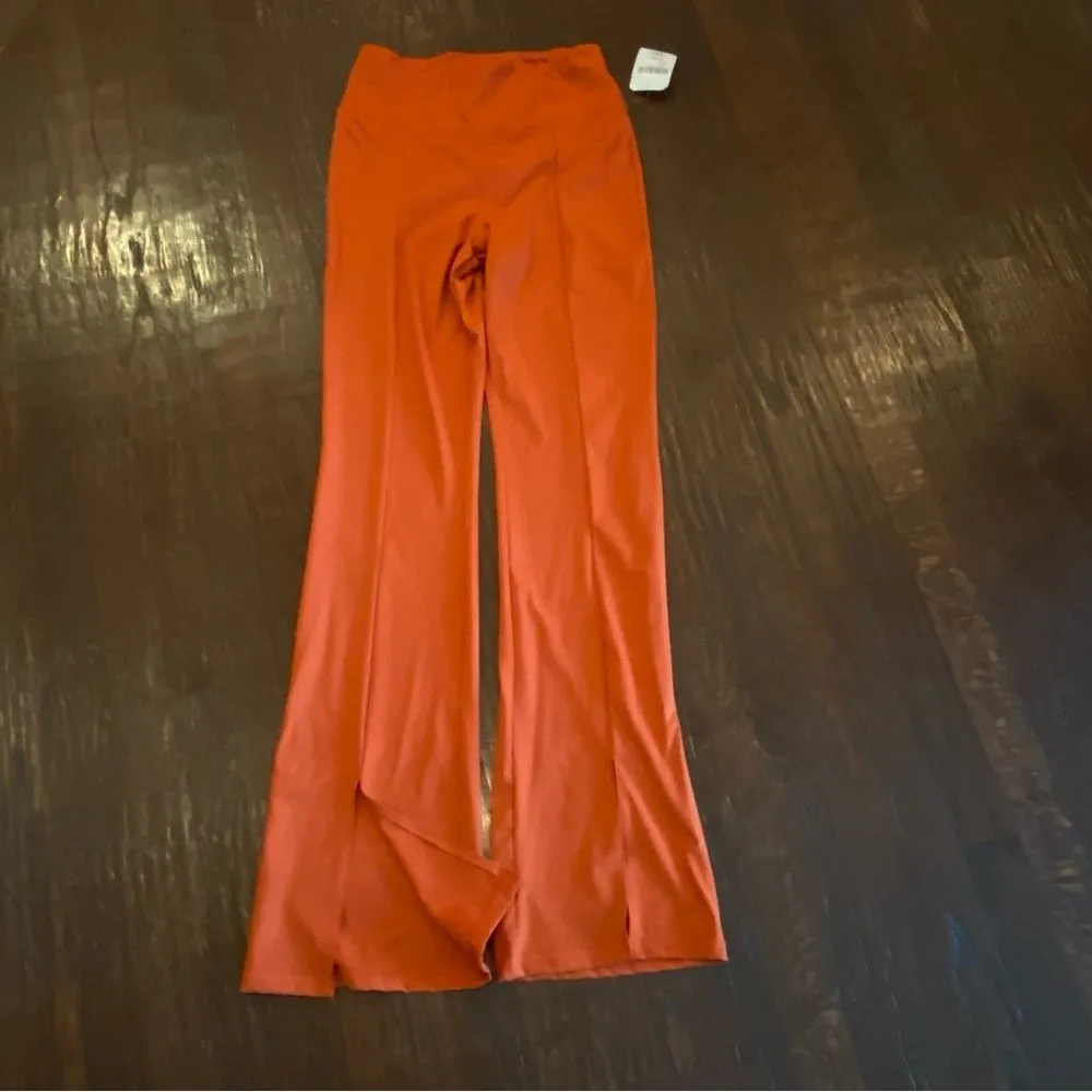 Forever 21 Split Leg Orange Flare Leggings Pants Large NWT - Image 3