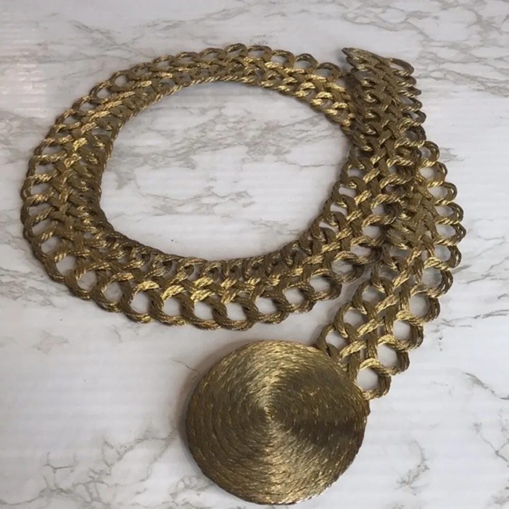 Vintage 60’s Wire Belt Gold Tone Metal Geometrical Belt adjustable castlecore - Image 2