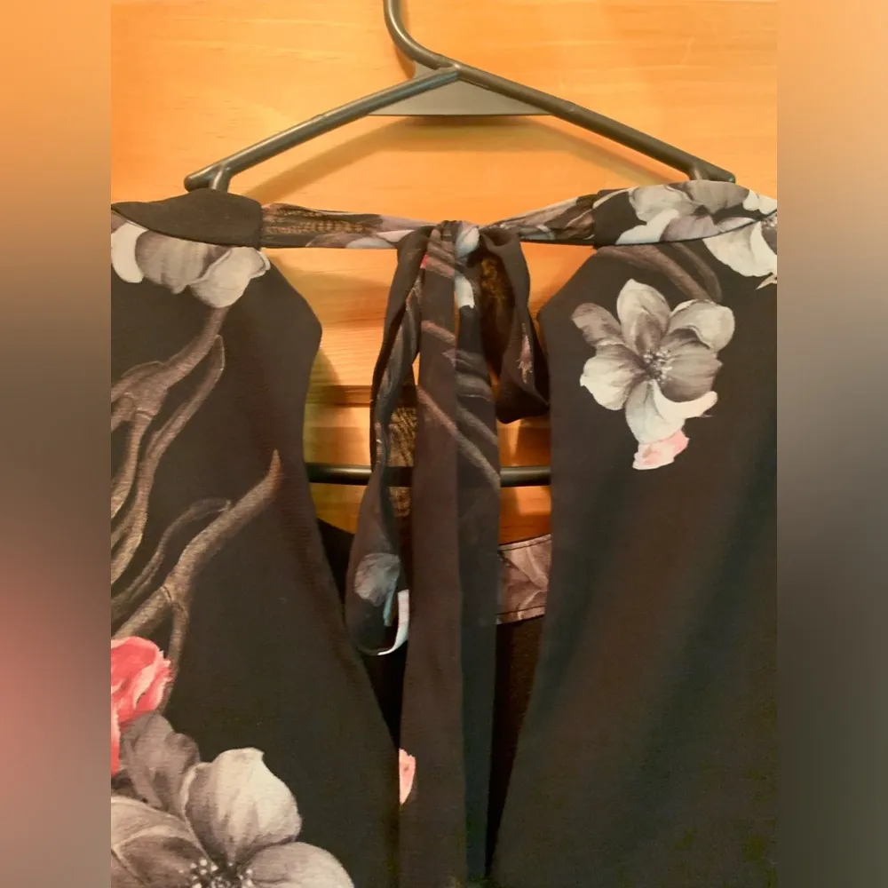 Women’s Nine West dress size 12 with sheer flutter sleeves and a tie neck. - Image 6