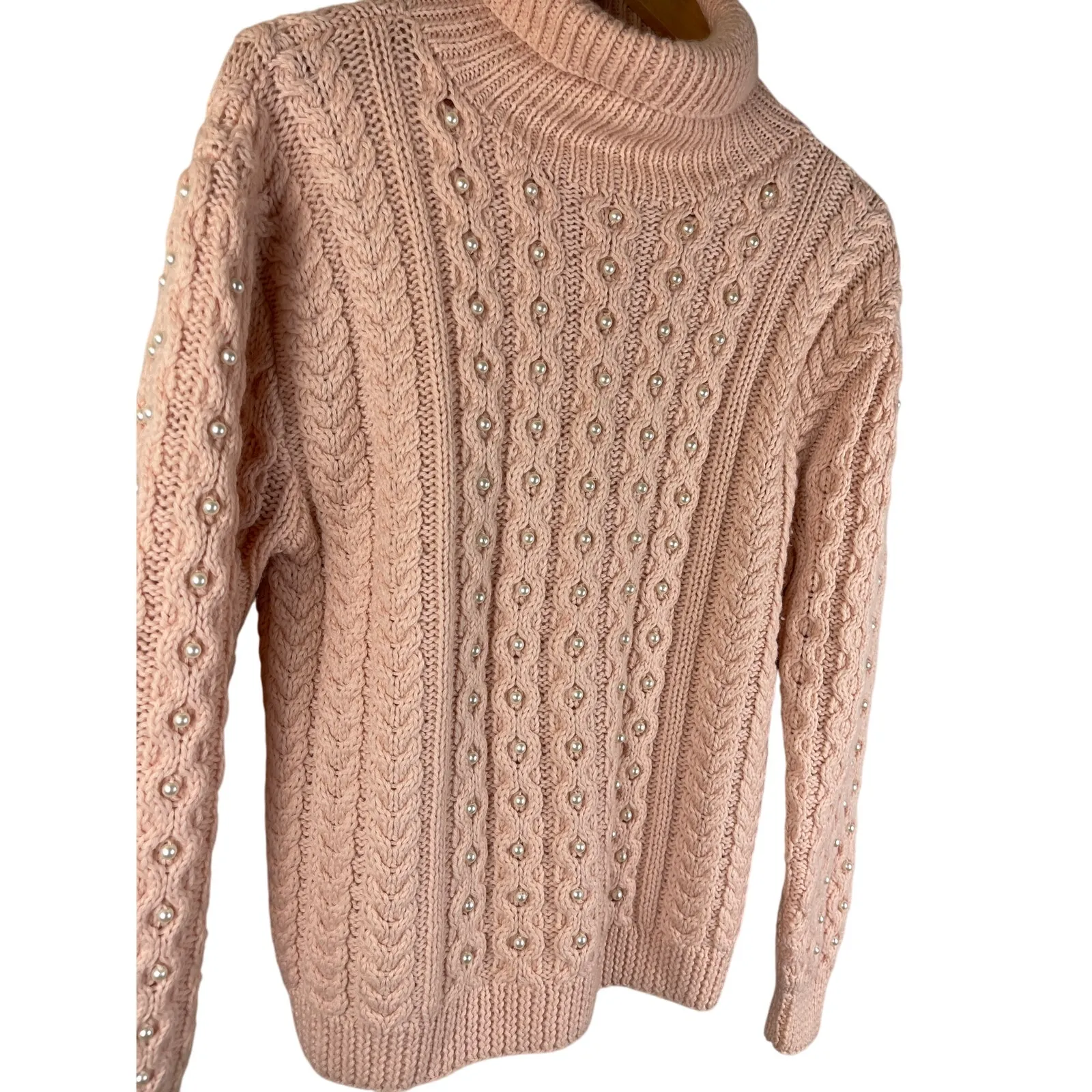 Vintage 80’s STUDIO Pink Cable Knit Pearl Embellished Wool Sweater Size Medium - Image 6