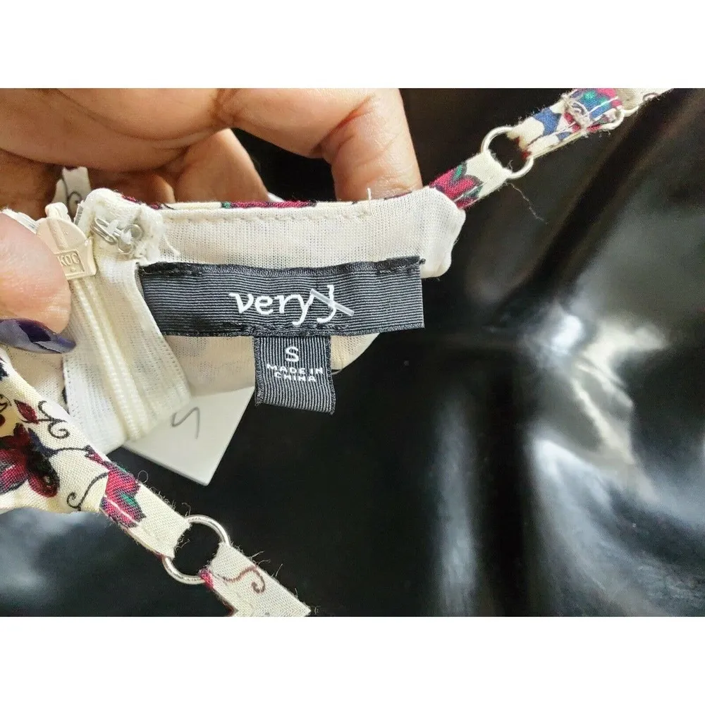 Boutique Very J Women's Multicolor Floral Rayon V-Neck Strappy Jumpsuits Size S - Image 9