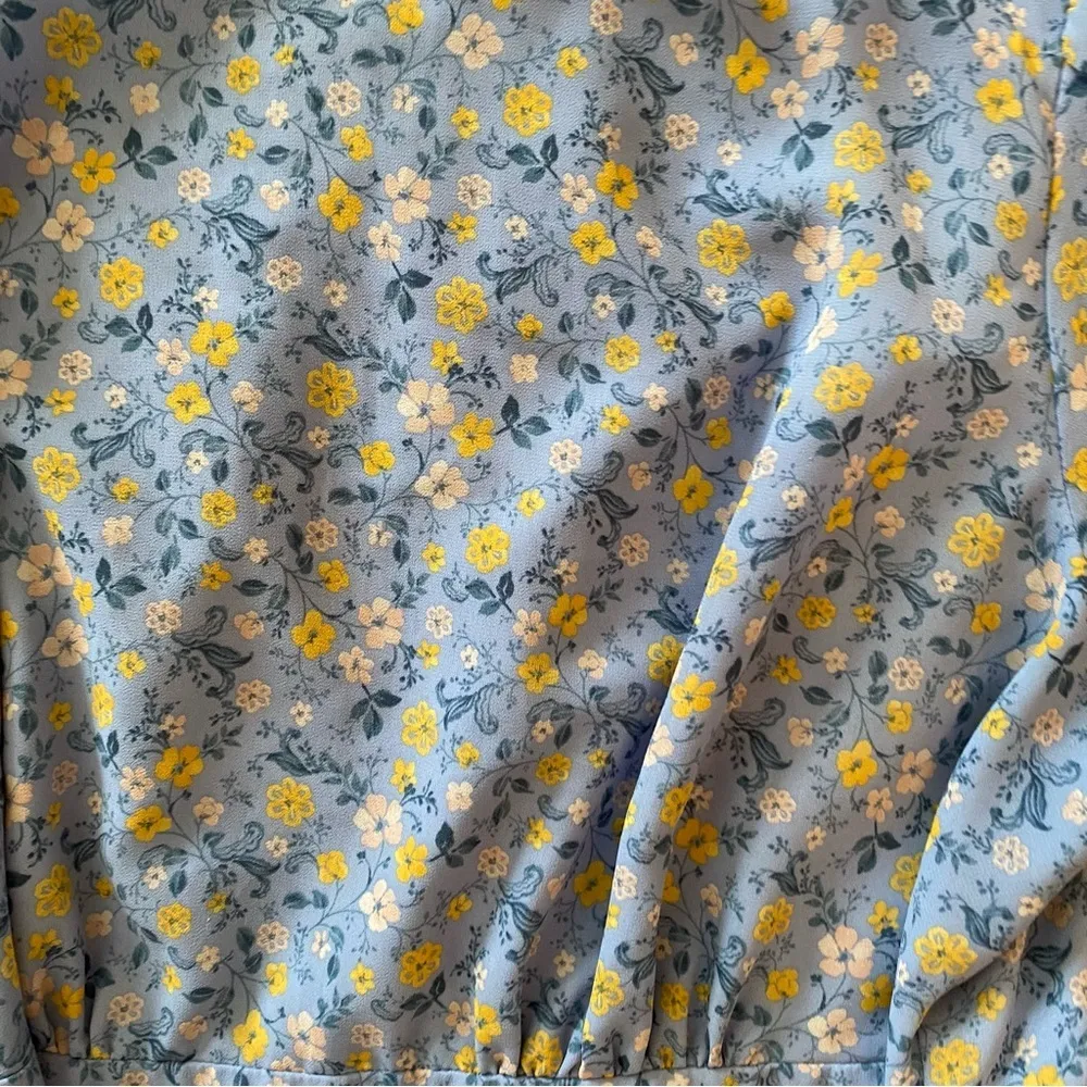 Forever 21 + floral long sleeve mini dress size 1X. Zipper‎ back with waist tie - Image 3