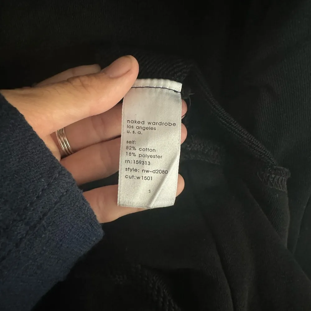 NAKED WARDROBE SWEATER DRESS SWEATSHIRT SZ SMALL EUC MINI DRESS BACK CUTOUT - Image 4