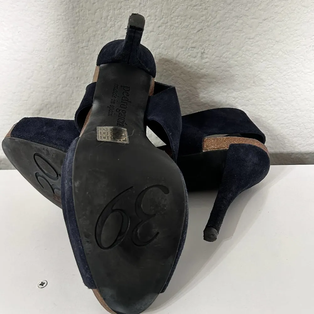 Pedro Garcia  Navy Suede Cut Out Peep Toe Platform Heels Size 39 / 8.5 - Image 10