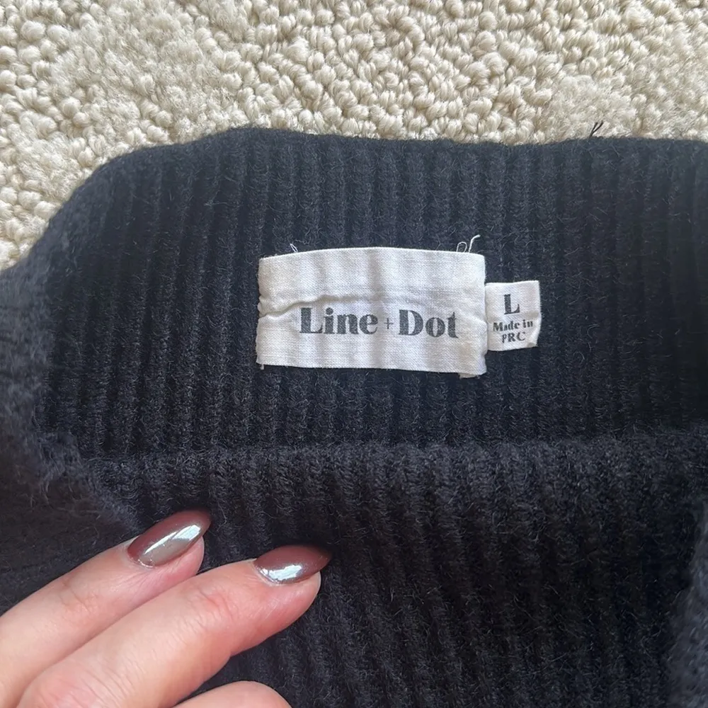 Line & Dot Black Alder Ribbed Sweater - Image 3