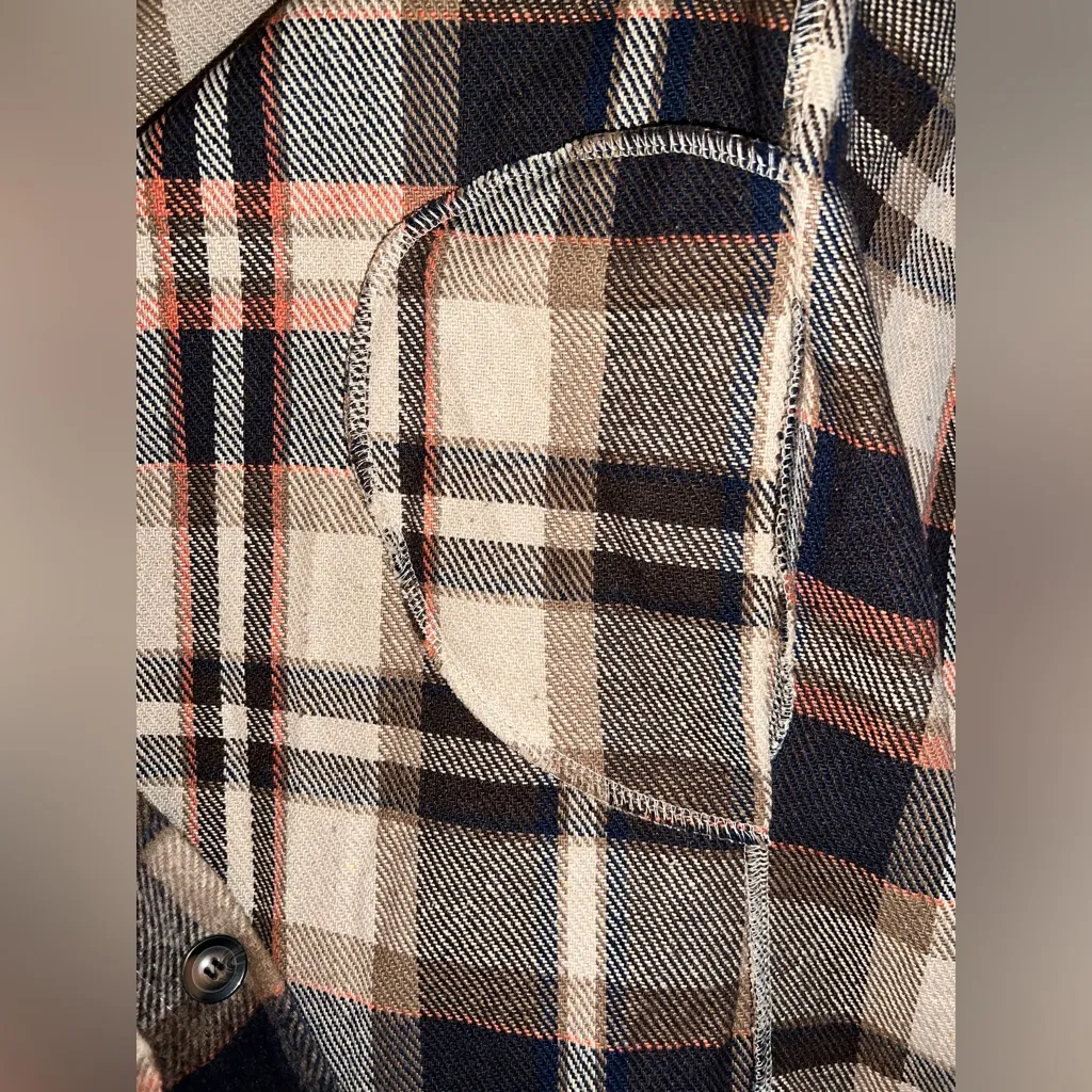Super Cute Boutique Flannel Plaid Longline Shacket! - Image 7