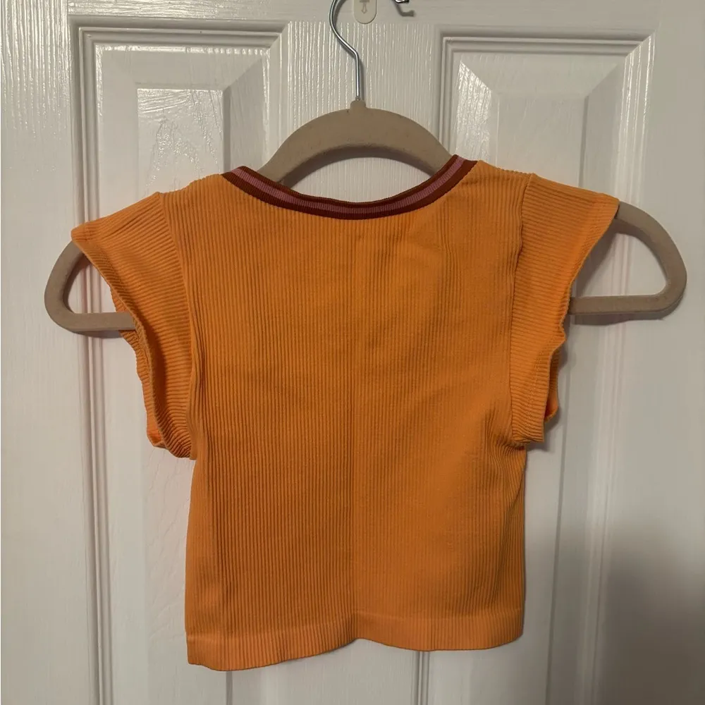 Out From Under Go For Gold Seamless Top size XS/S - Image 3