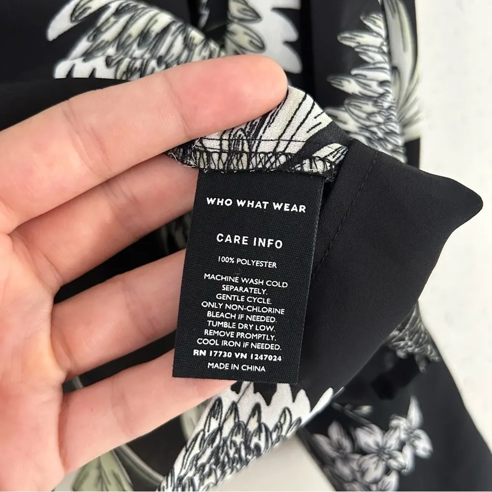 🦋 Who What Wear Black Green Tie Front Long Sleeve Blouse Small - Image 3