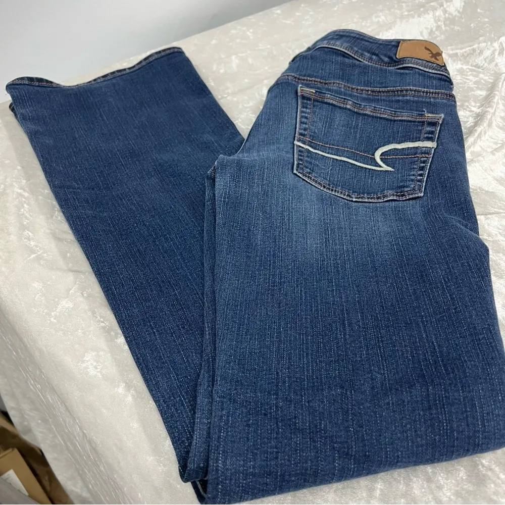 American Eagle 2 Jeans Womens super Stretch kick boot - Image 4