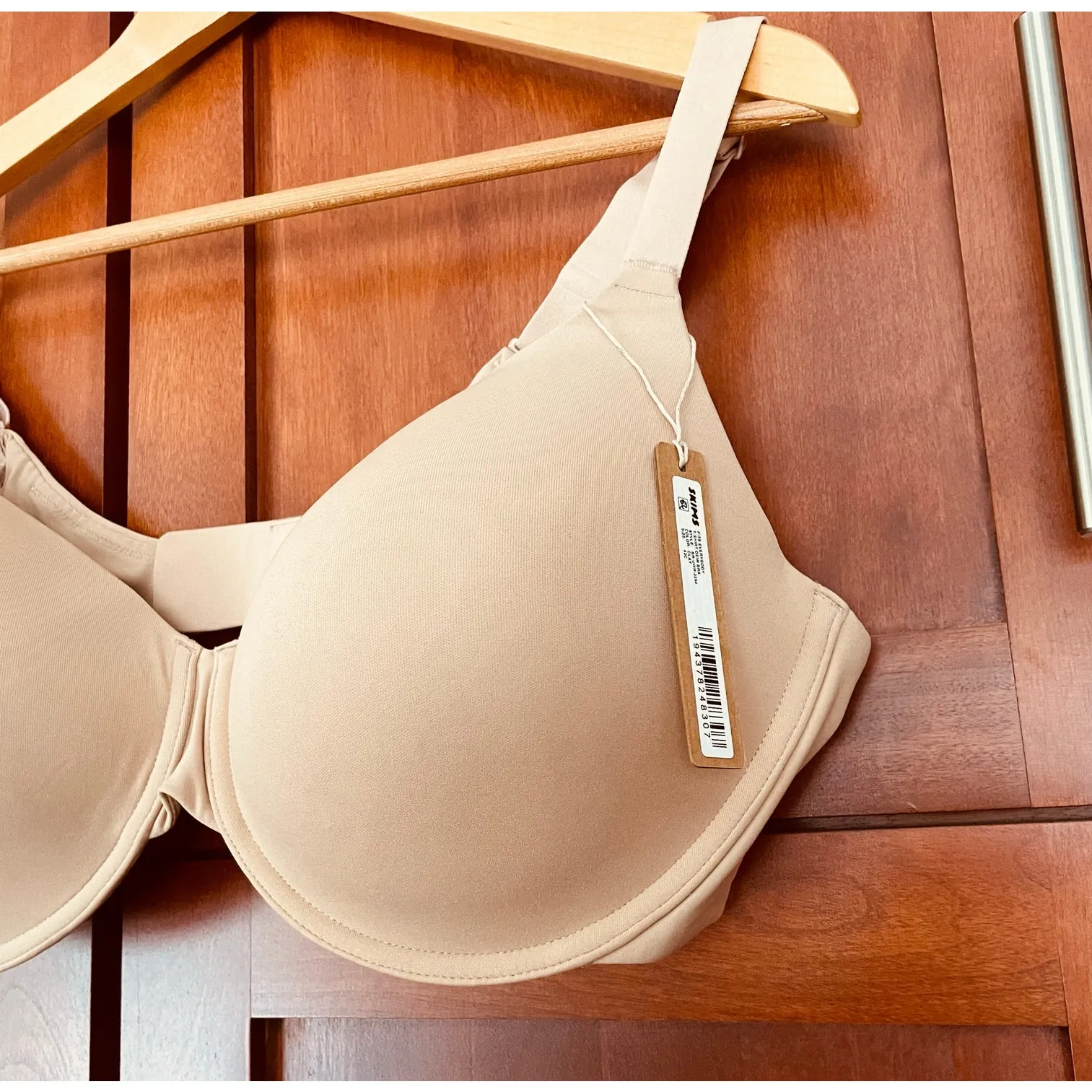 Skims Fits Everybody T-Shirt Demi Bra Clay Size 42C - Image 3