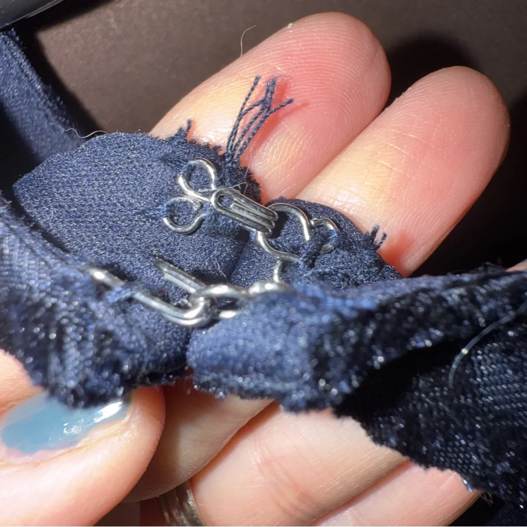 Elegant Navy Velvet Backless Fit & Flare Dress Winter Formal Christmas Wedding Blue Size undefined - Image 5