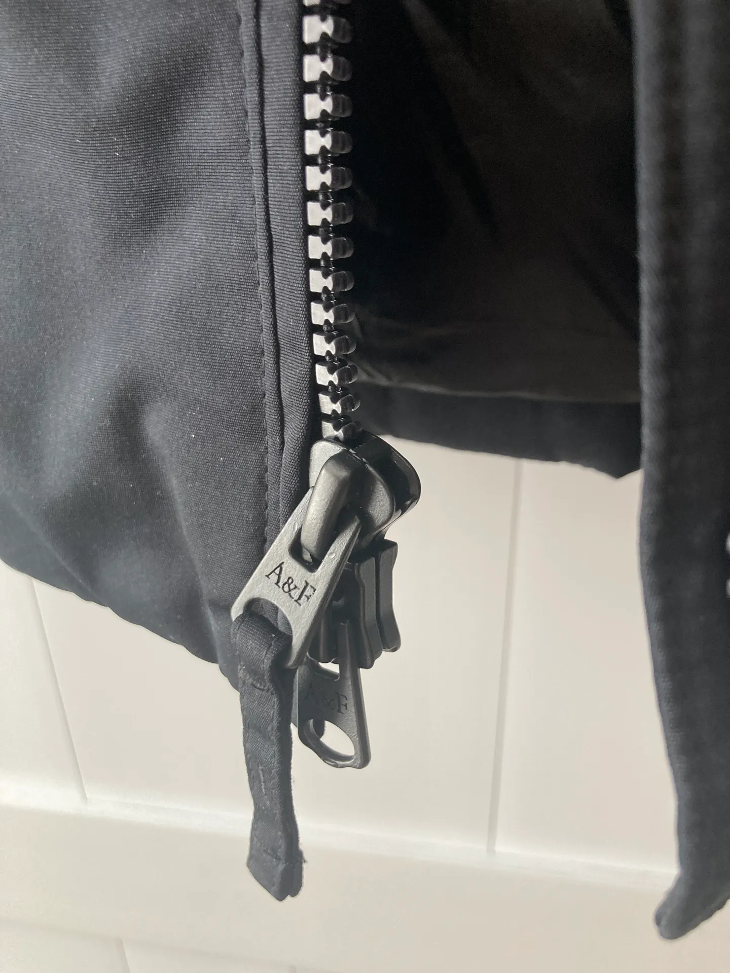 NWT black hooded tech parka - Image 9