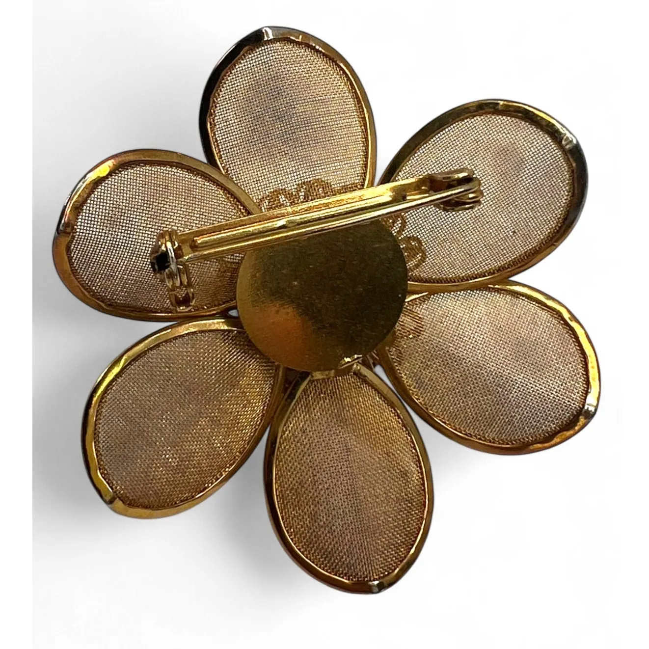 Vintage MCM Mid Century 60's Gold Tone Metal Mesh Flower Pin Brooch Daisy - Image 4