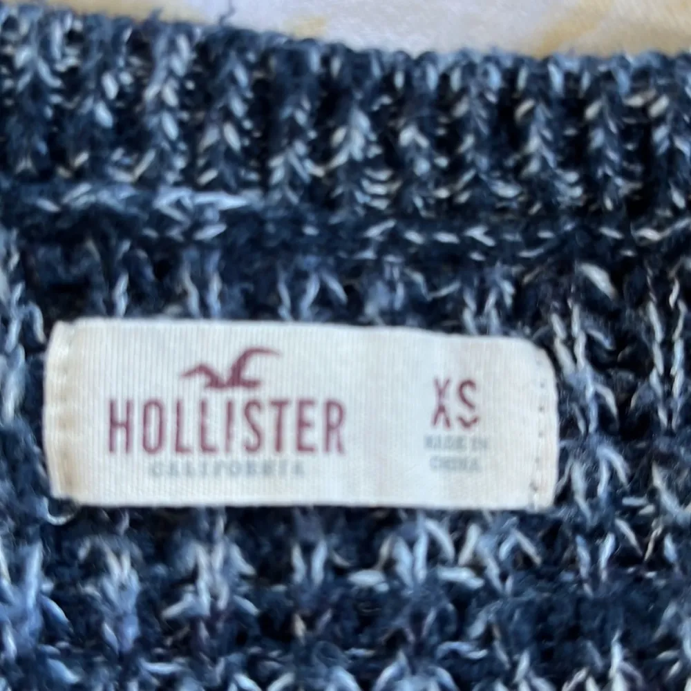 Vintage Holister Sweater - Image 6