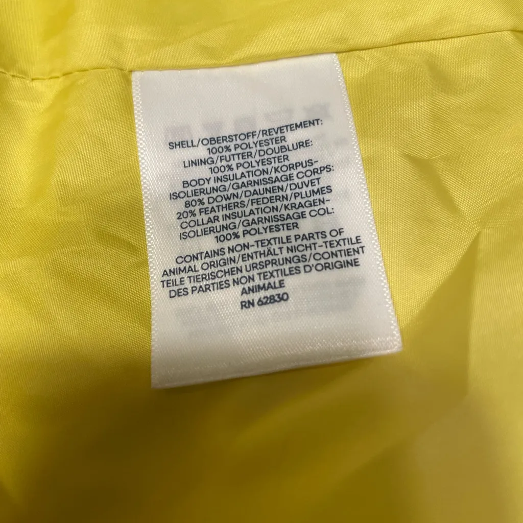 Lands End Women’s Yellow Vest 80%Down 20%Feather filled Lining. Sz M Full zip up Size M - Image 6