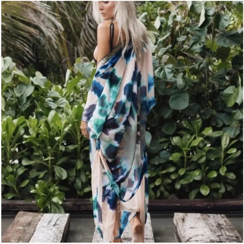 Suki So Goddess Sheer Tie Dye Gold Metallic Accent Kimono in Ocean One Size Blue - Image 3