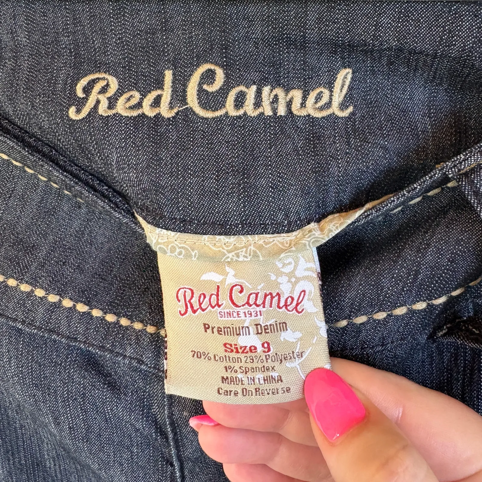 Y2K Dark Wash Low Rise Flare Jeans Red Camel Bratz Mallcore Bimbo Denim Size 9 - Image 8