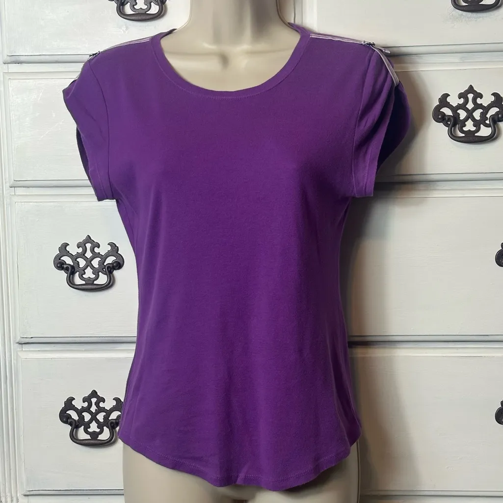 Y2K The Limited‎ Tee - Image 2