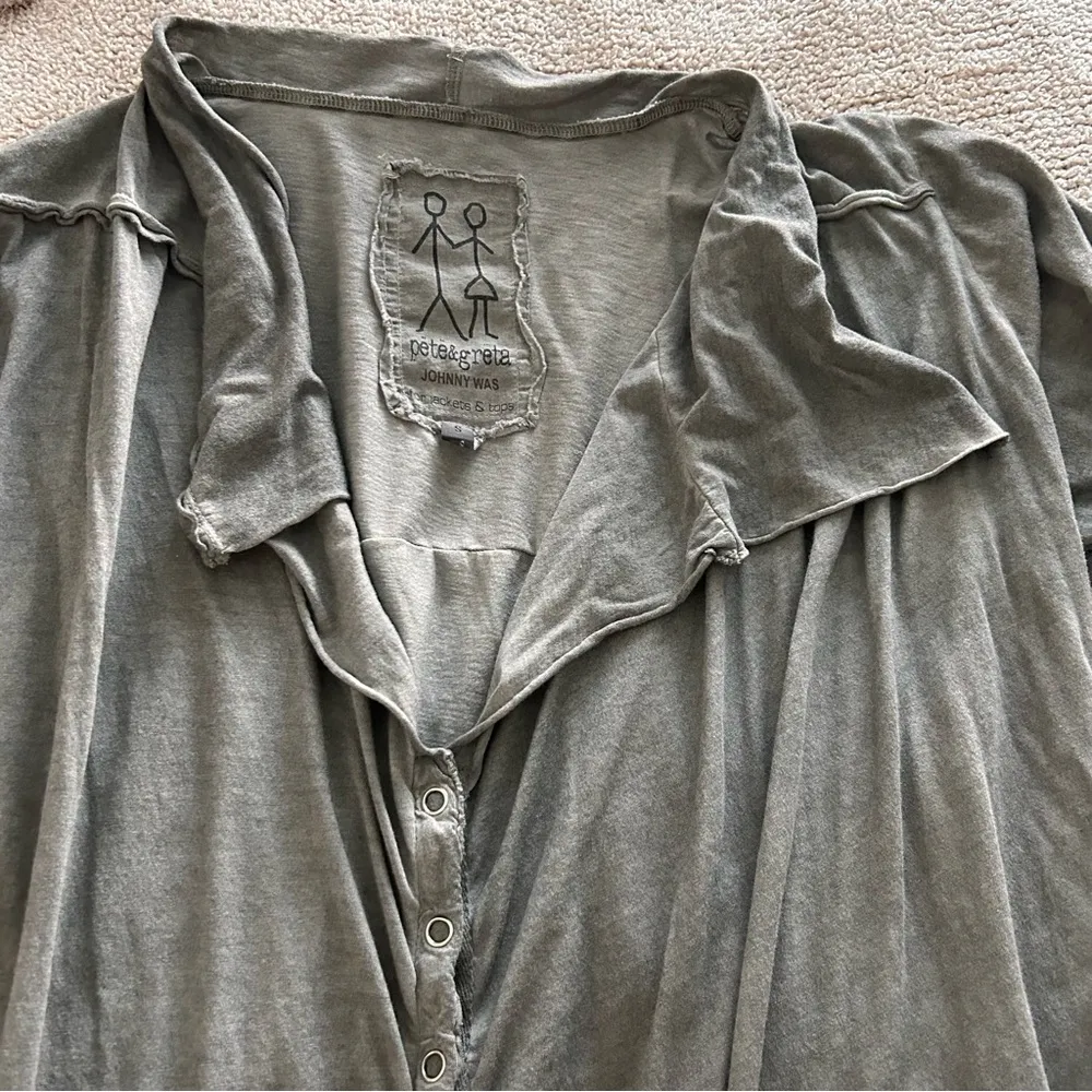 Pete+Greta Johnny Was draped comfy charcoal lightweight cotton cardigan snap - Image 6