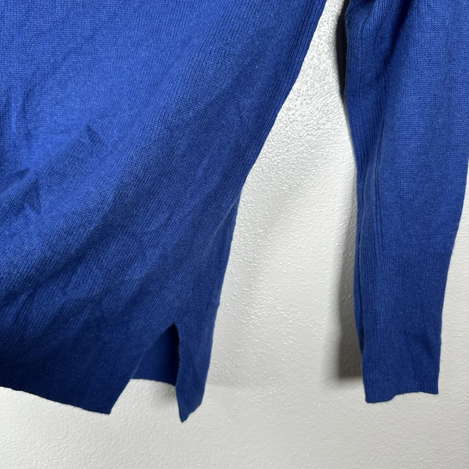 Halogen  Cashmere Sweater Womens Large Blue Crew Neck Soft Pullover Lightweight - Image 3