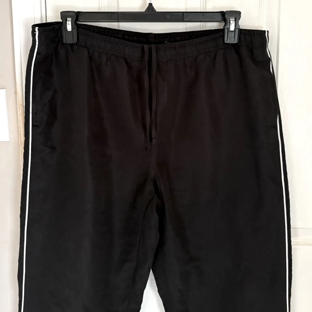 Three Hearts Women’s Athletic Pants in Black Size XL - Image 2