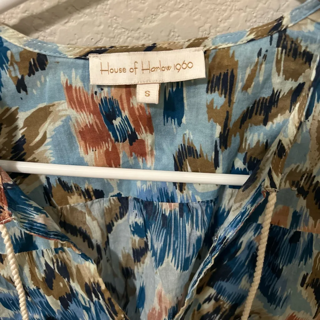 House of Harlow 1960 Flutter Sleeve Boho Top Women’s Size Small Like New Blue - Image 4