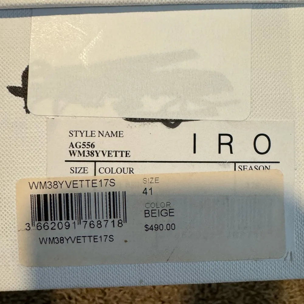 NIB  Women's Natural Yvette Suede Ankle Boots - sz 41 - Image 9