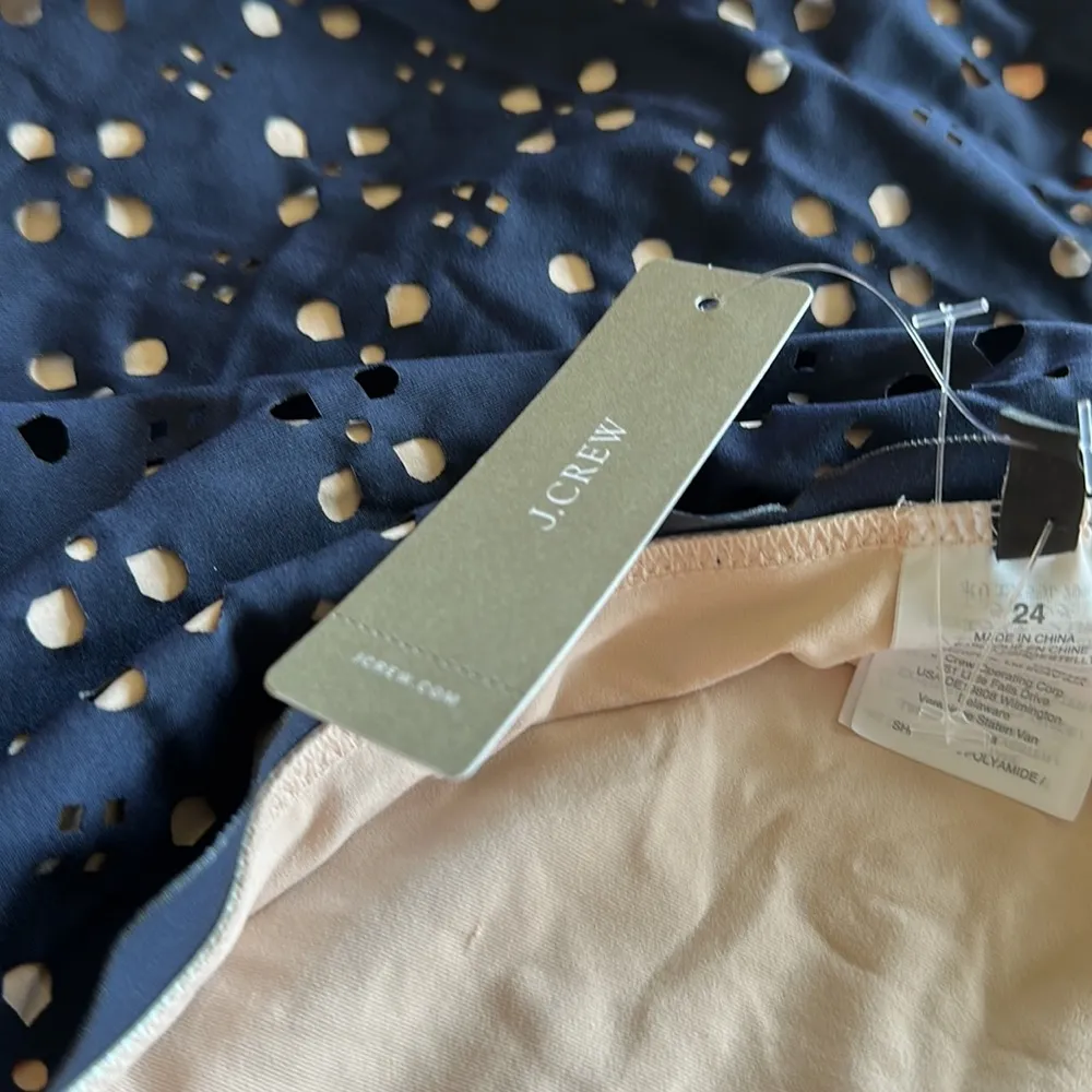 NWT  J.Crew Scalloped One Shoulder Swimsuit Laser Cut Eyelet Navy Blue 24 - Image 6