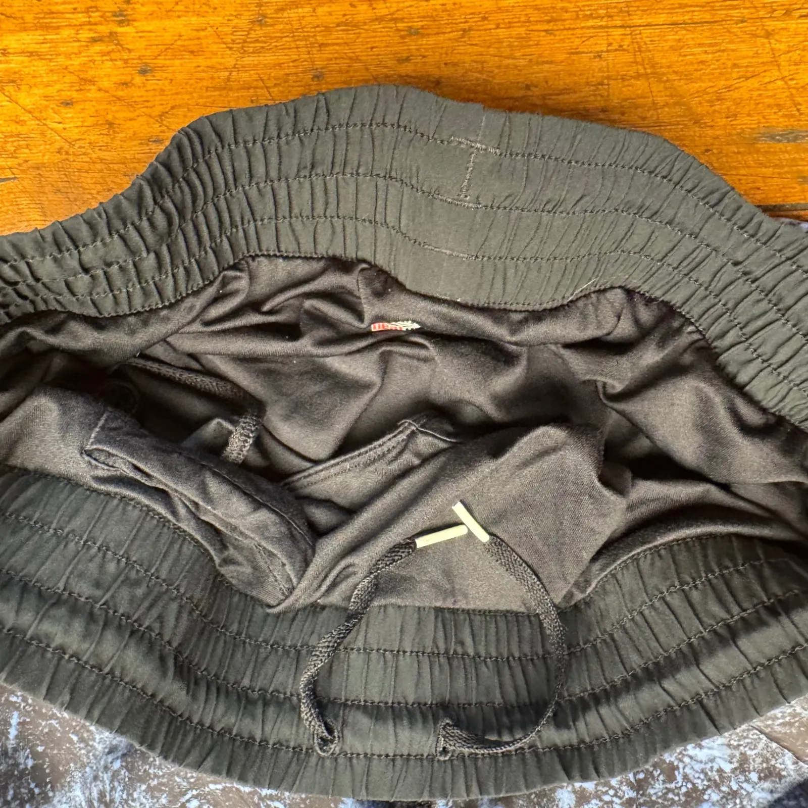 Under Armour Heatgear Semi Fitted Running Shorts Women's‎ Size SM Blue Marble - Image 3