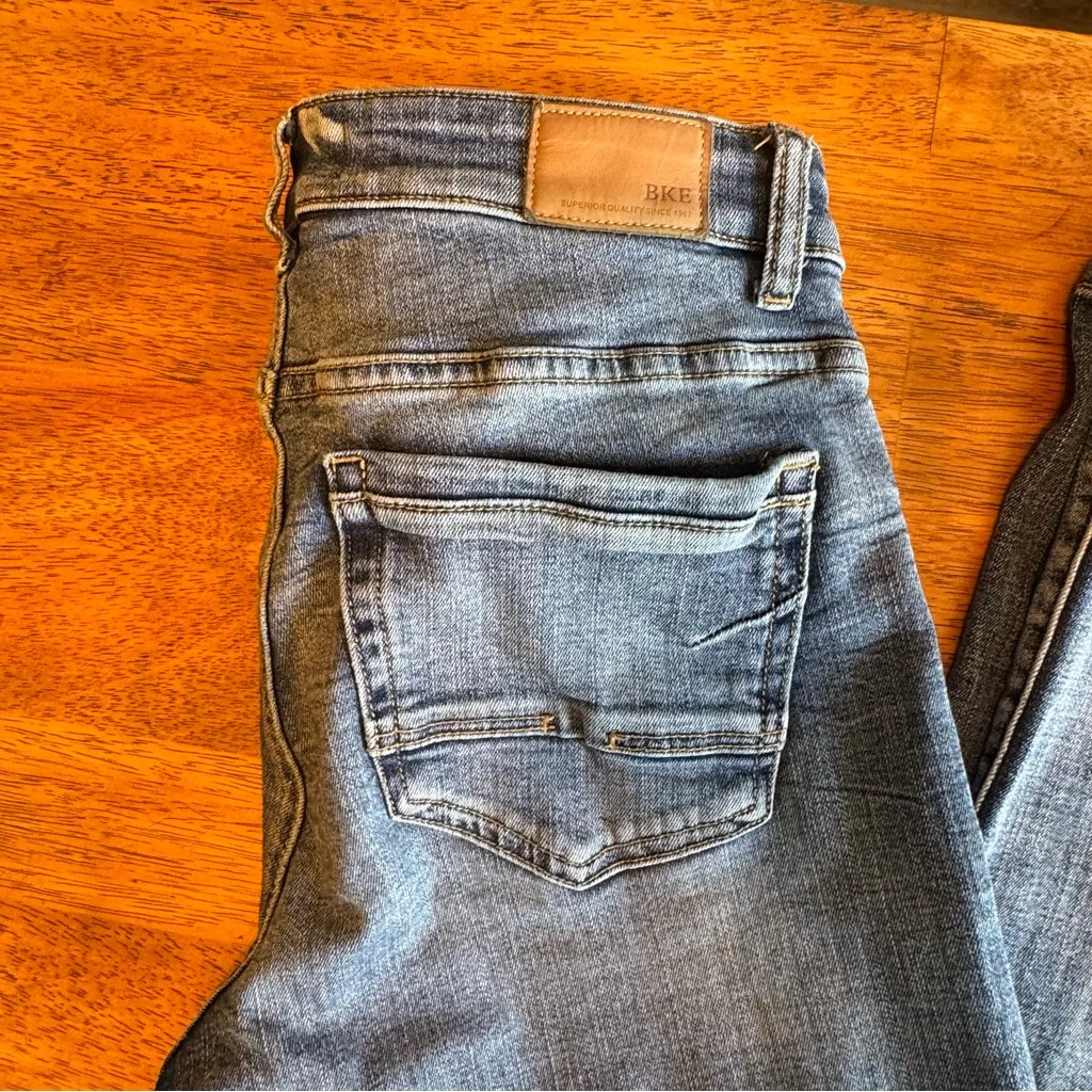 BKE Payton Women’s Mid-rise Tailored Bootcut Jeans Size 27x 31 1/2 - Image 10