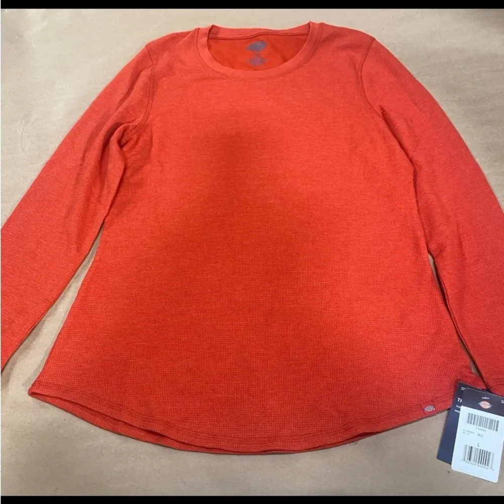 Dickies Thermal long sleeve top. Size Large - Image 3