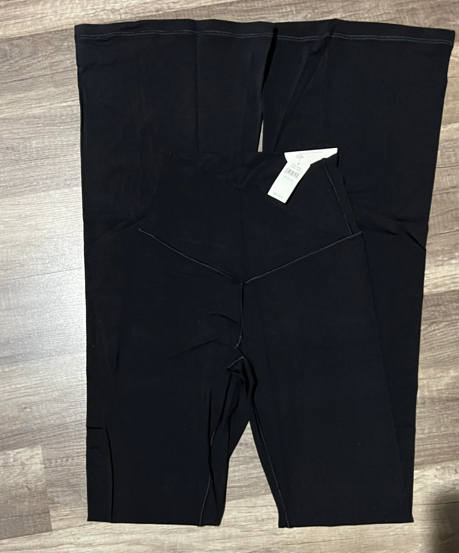 Large Short OFFLINE  High Waisted Crossover BUTTERSOFT FLARE LEGGING BNWTS - Image 2