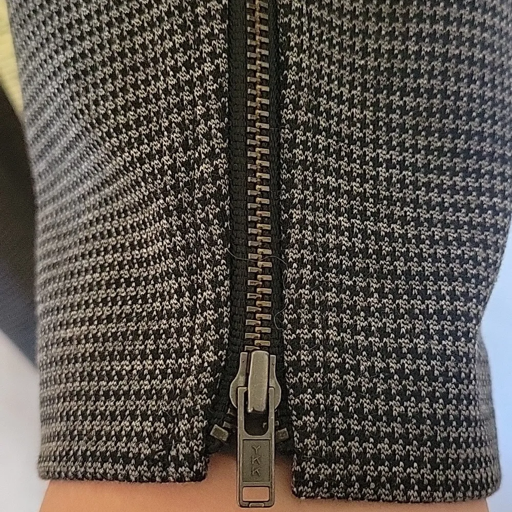 Talbots Size Large Houndstooth Ankle-zip Pull-On Leggings - Image 7