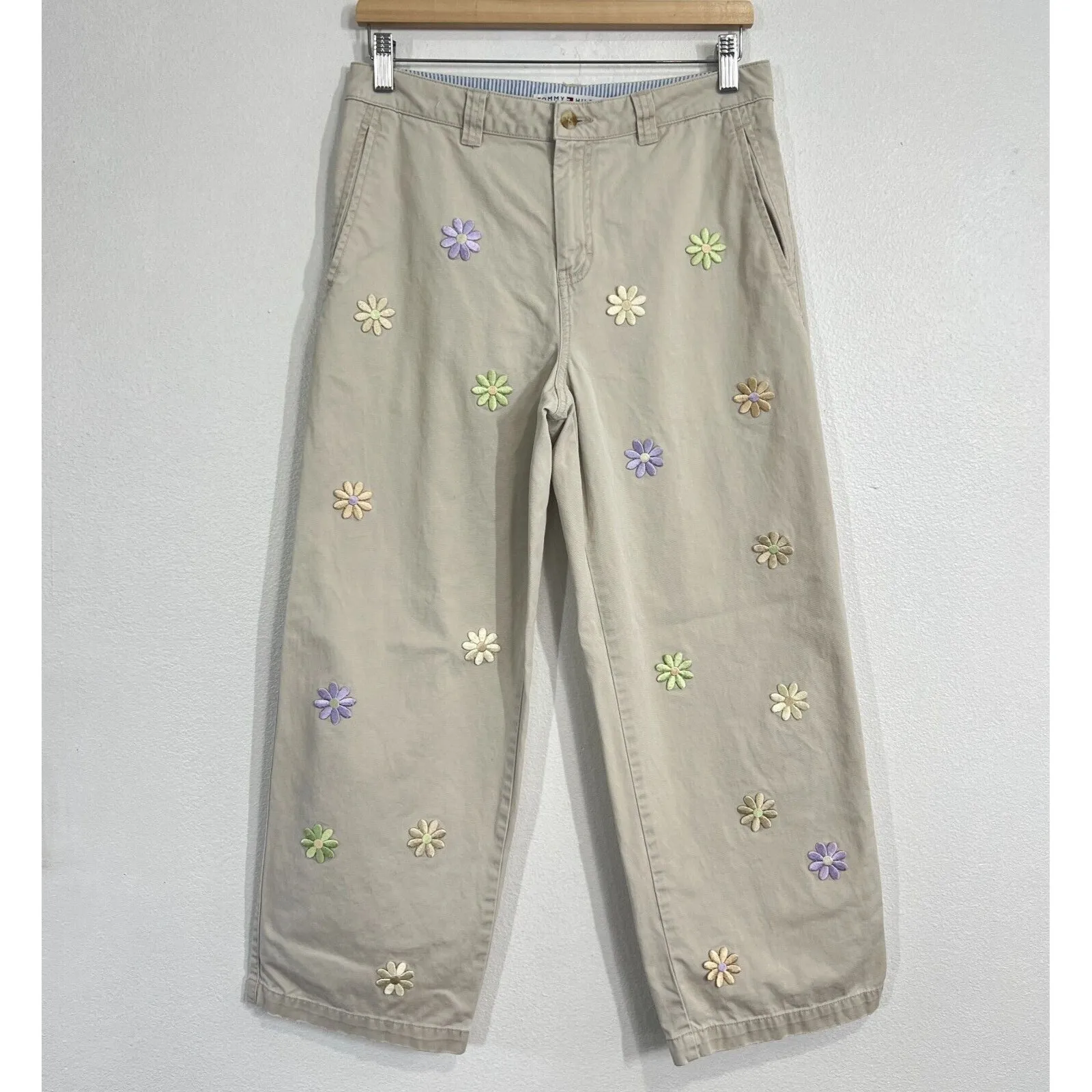 Tommy Hilfiger‎ Womens Chino Pants 8 Beige Embroidered Daisy Floral Wide Leg Y2K - Image 2
