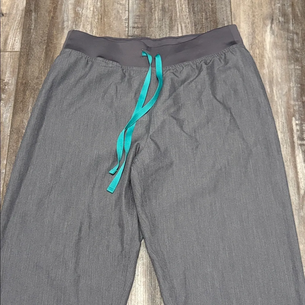 Figs Livingston Graphite Pants Petite Medium - Image 6