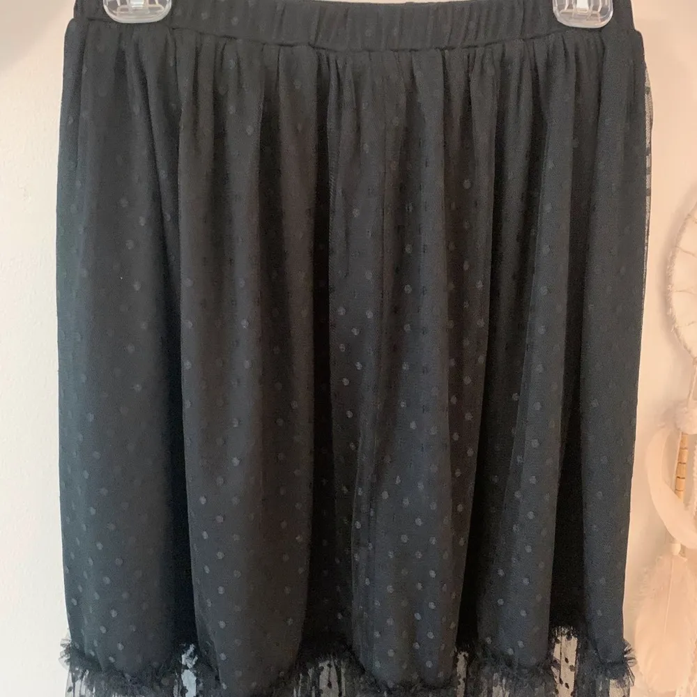 Easel Los Angeles Black Lace Midi Skirt - Image 5