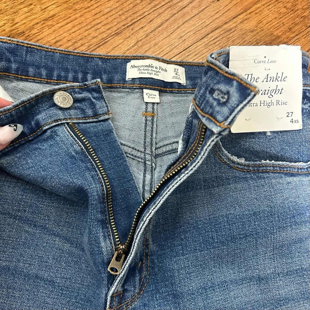 Abercrombie & Fitch | The Ankle Straight Ultra High Rise  Jeans Size 27 NWT - Image 5